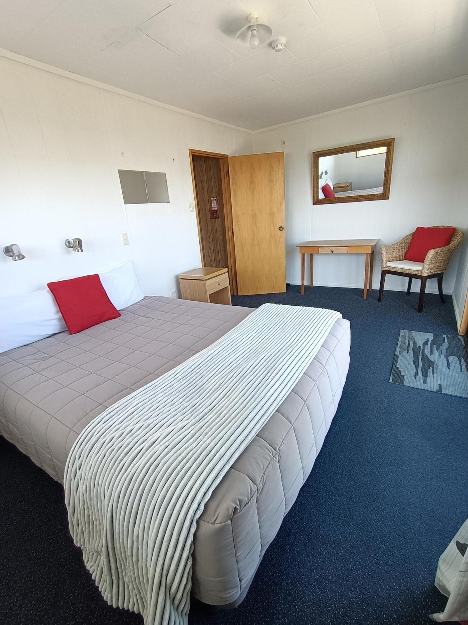 Moeraki Beach Motels Екстериор снимка